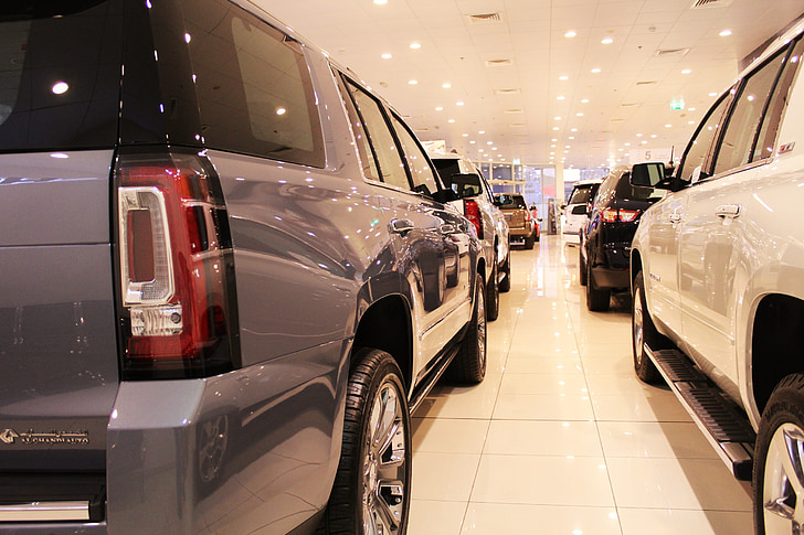 showroom-cars-automobile-preview